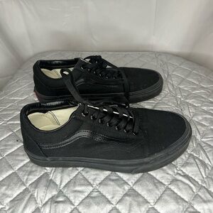 Vans Size 8.5 Wmn “Old Skool” Unisex Canvas Sneakers